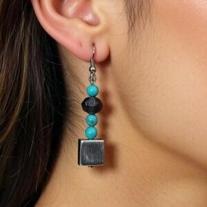 Turquoise & Silver Beaded Dangle Earrings NWT (WJW017)